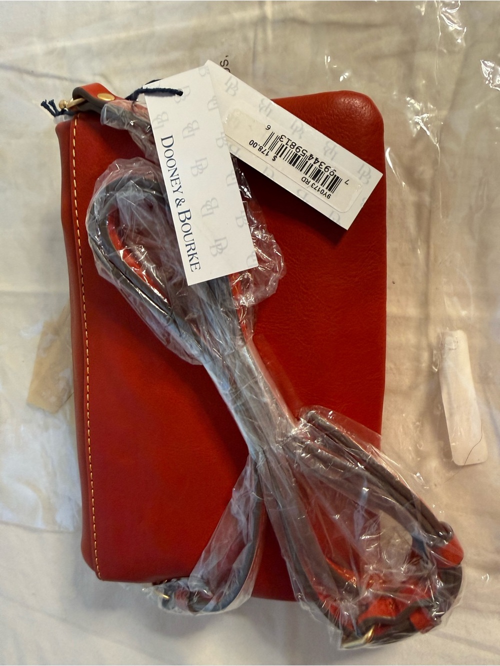 Dooney & Bourke Florentine Red Leather Foldover Clutch Wallet crossbody. - Picture 4 of 5
